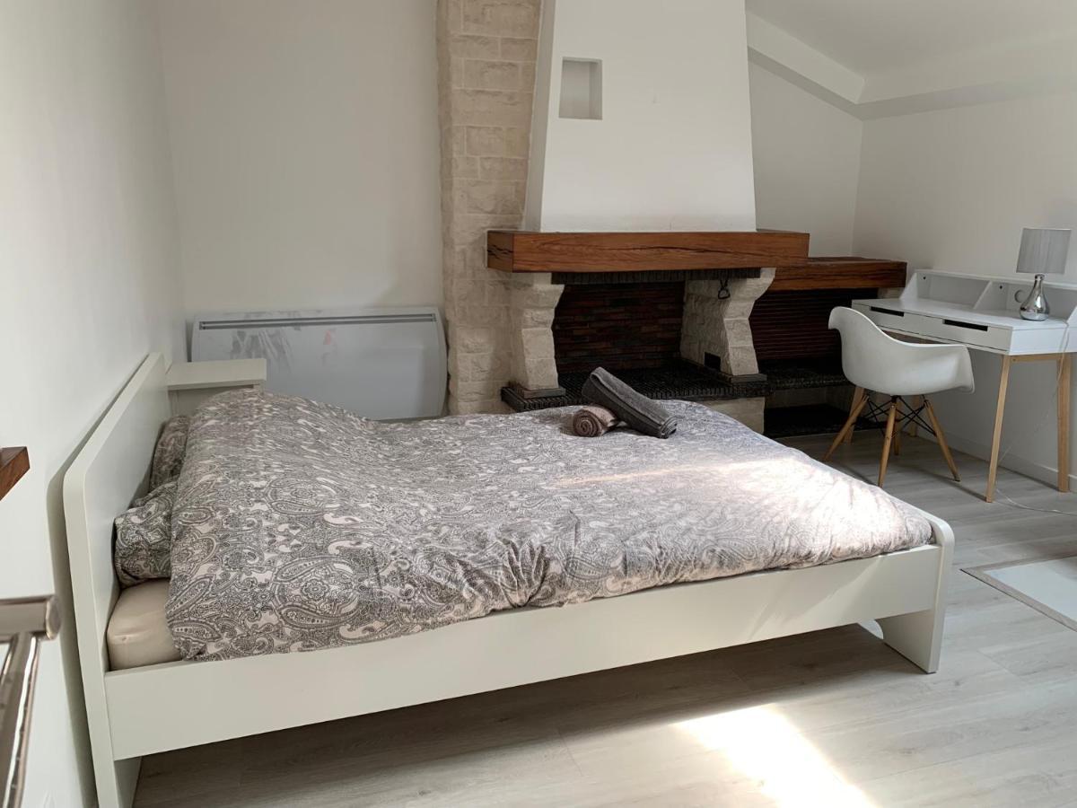 Studio 21M2 Equipe Et Meuble Centre Ville Massy Massy  Bagian luar foto